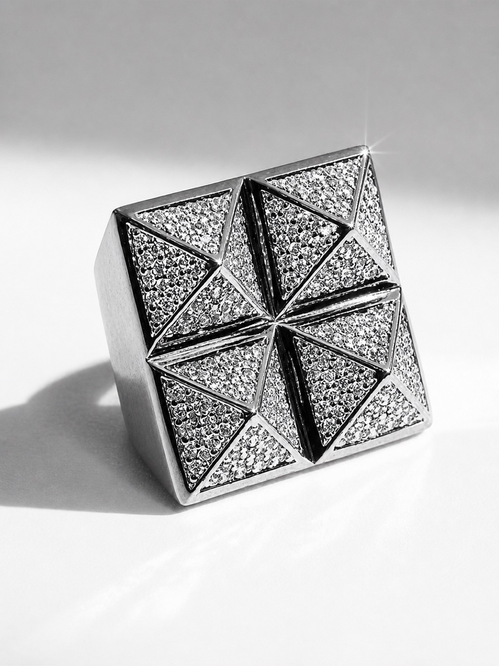 nOir Jewelry Four Stud Pyramid Ring Silver CZ Pave Size 8
